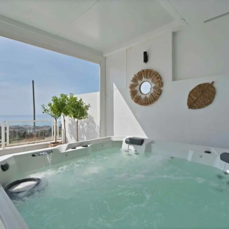 Venta de apartamento en planta media en Benalmadena Pueblo