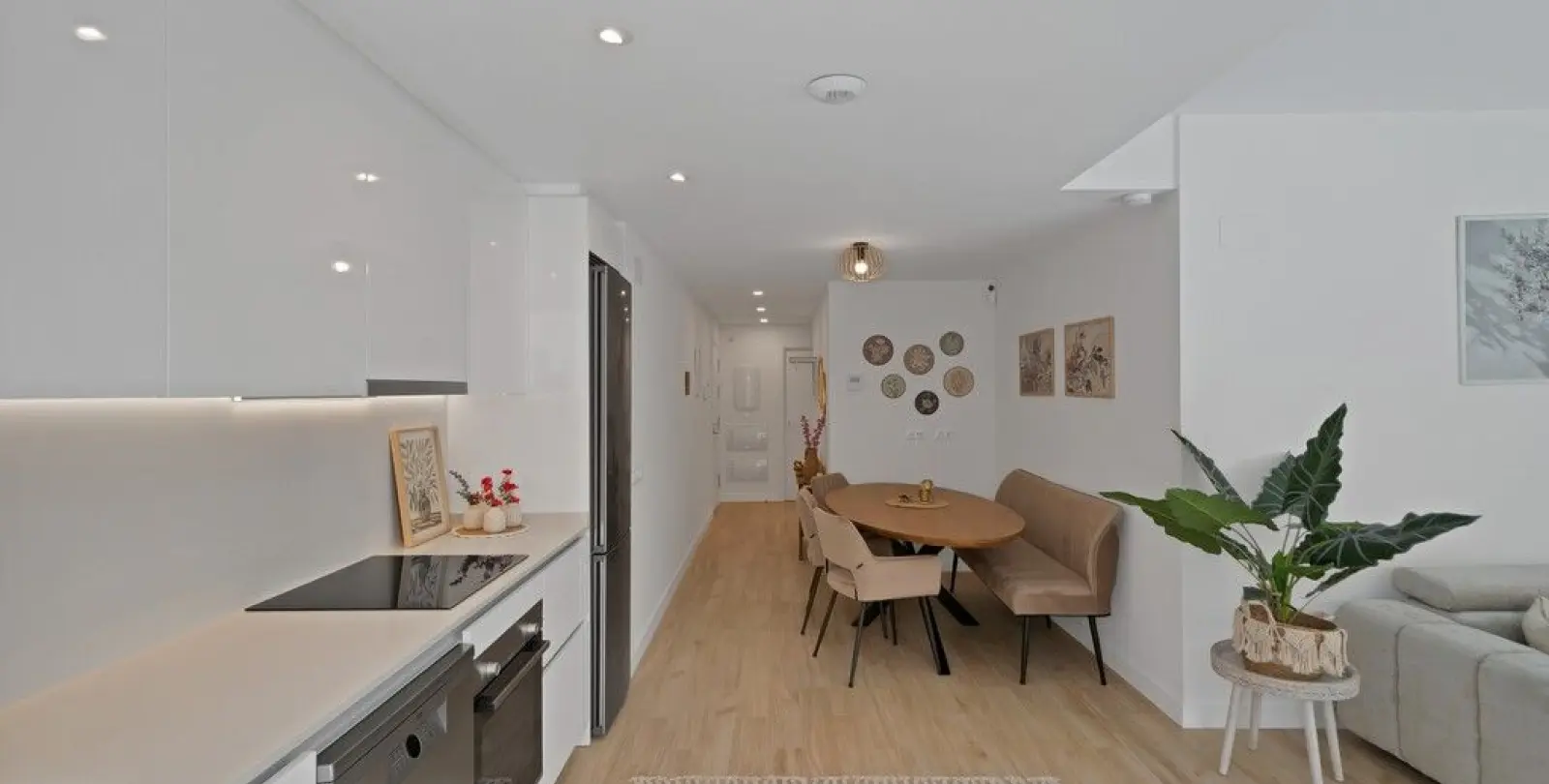 Venta de apartamento en planta media en Benalmadena Pueblo 12