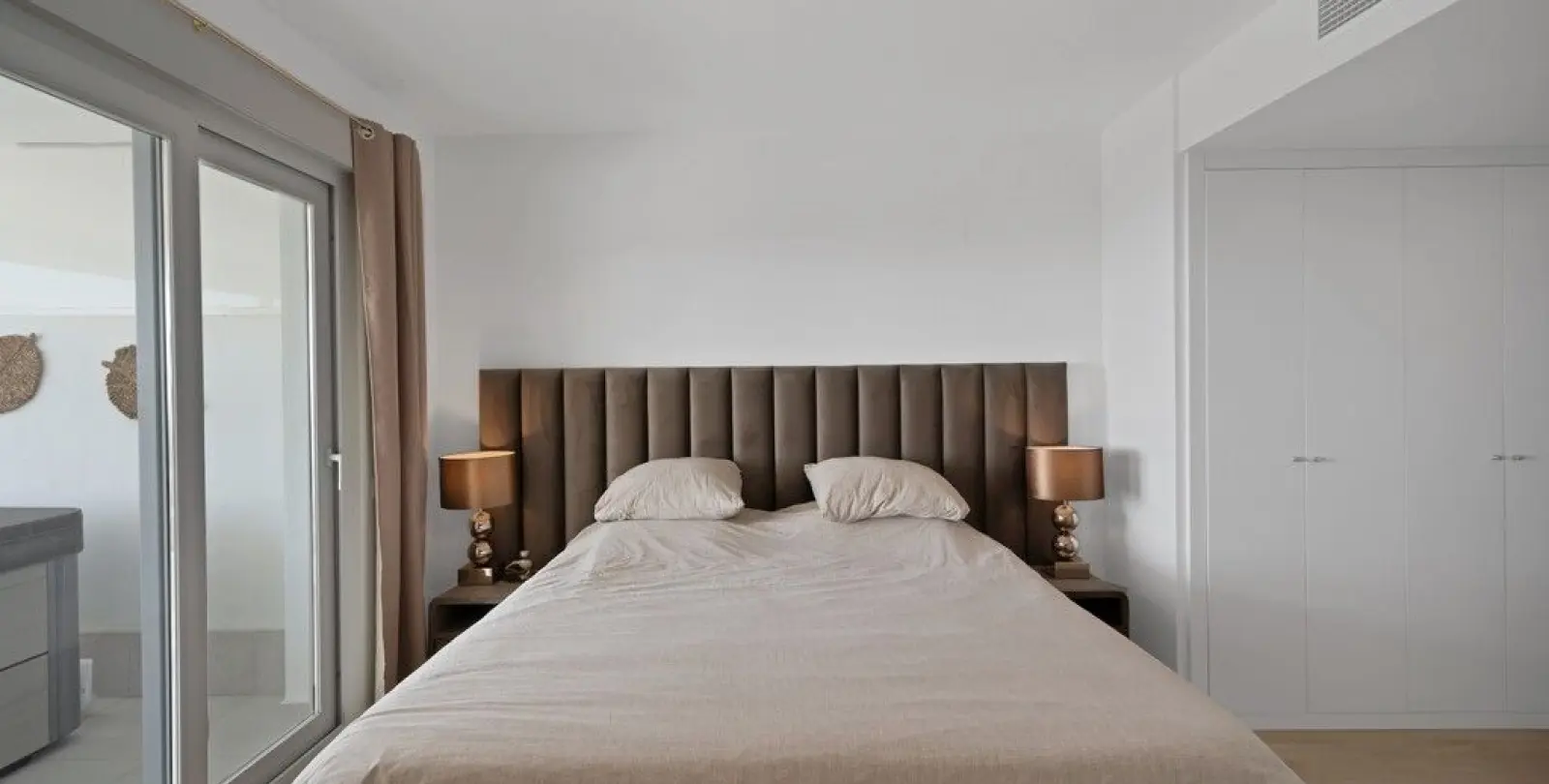 Venta de apartamento en planta media en Benalmadena Pueblo 17