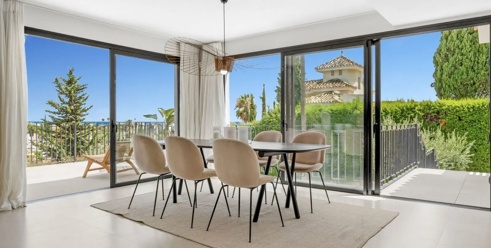 Venta de villa independiente en Nueva Andalucía 6
