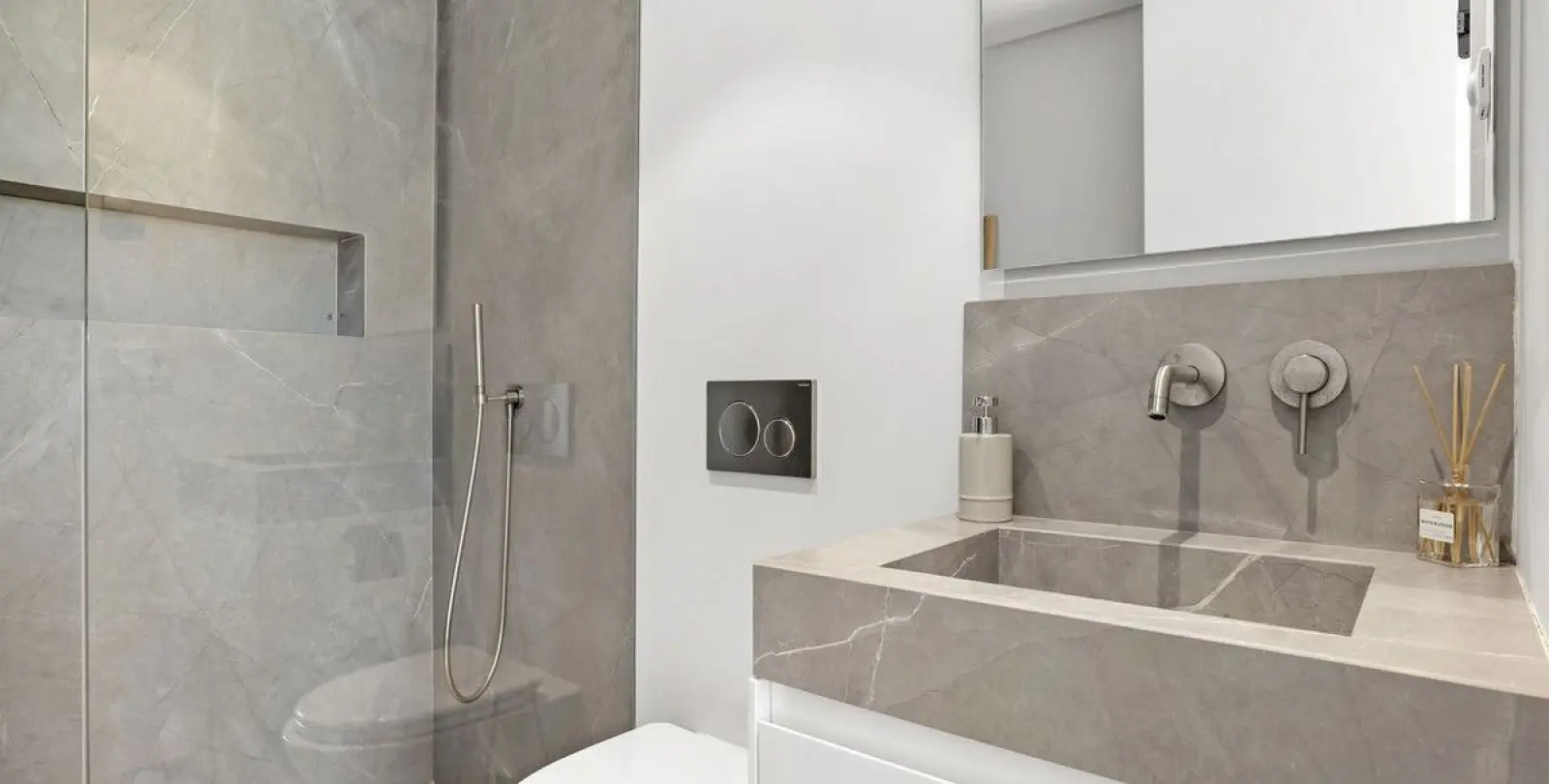 Venta de villa independiente en Nueva Andalucía 12
