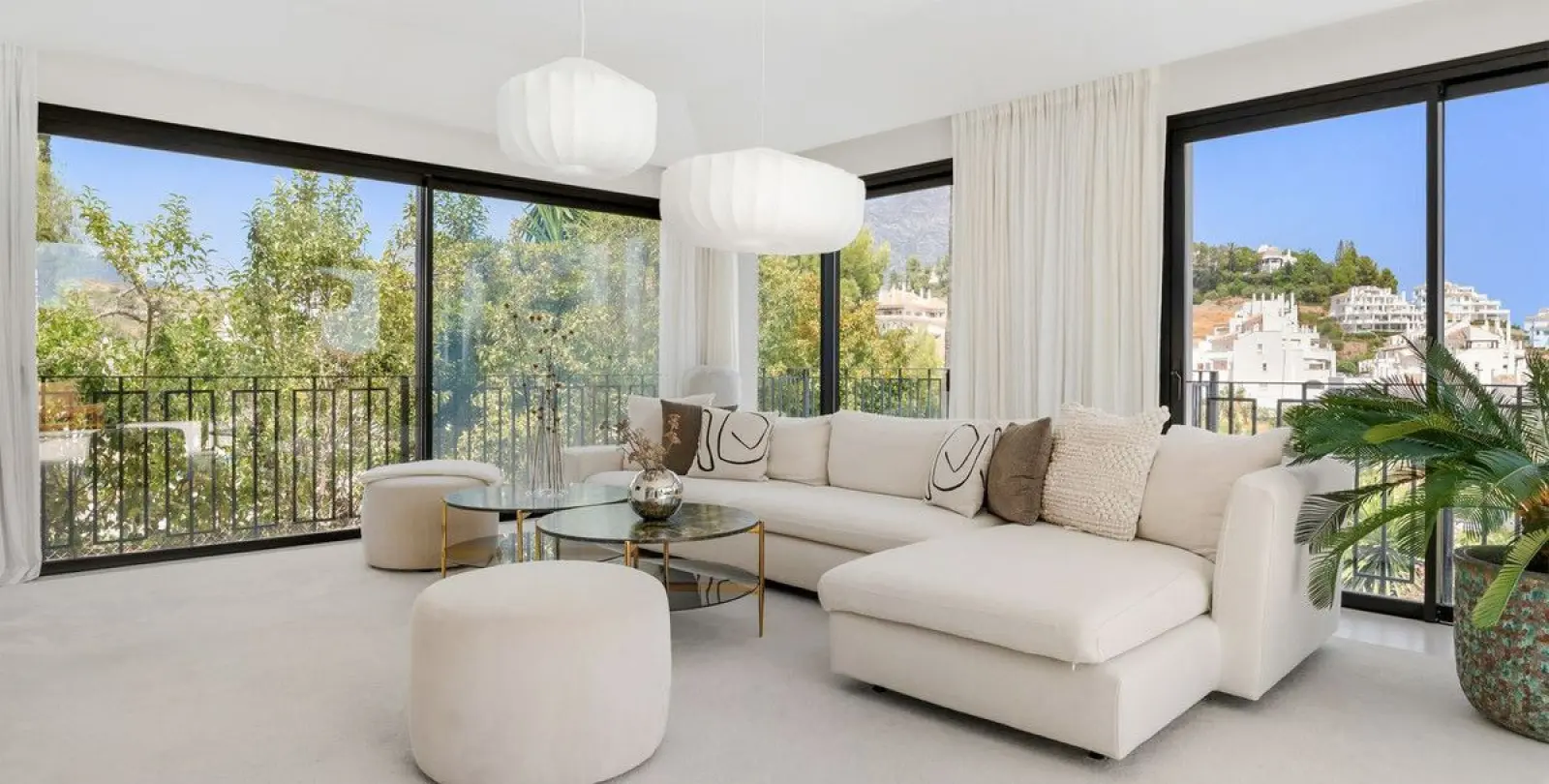 Venta de villa independiente en Nueva Andalucía 30