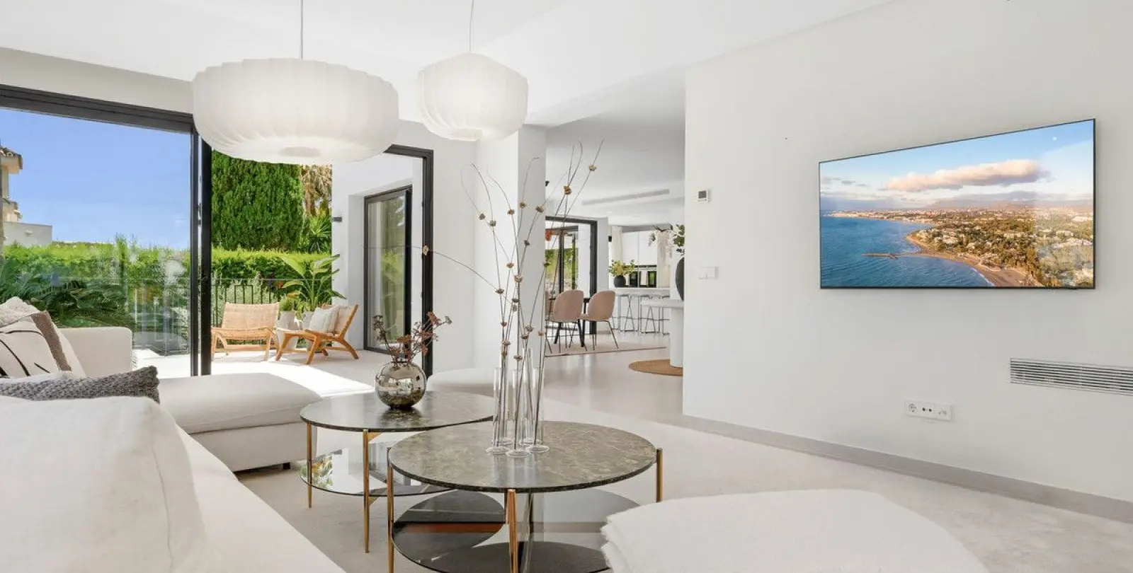 Venta de villa independiente en Nueva Andalucía 31