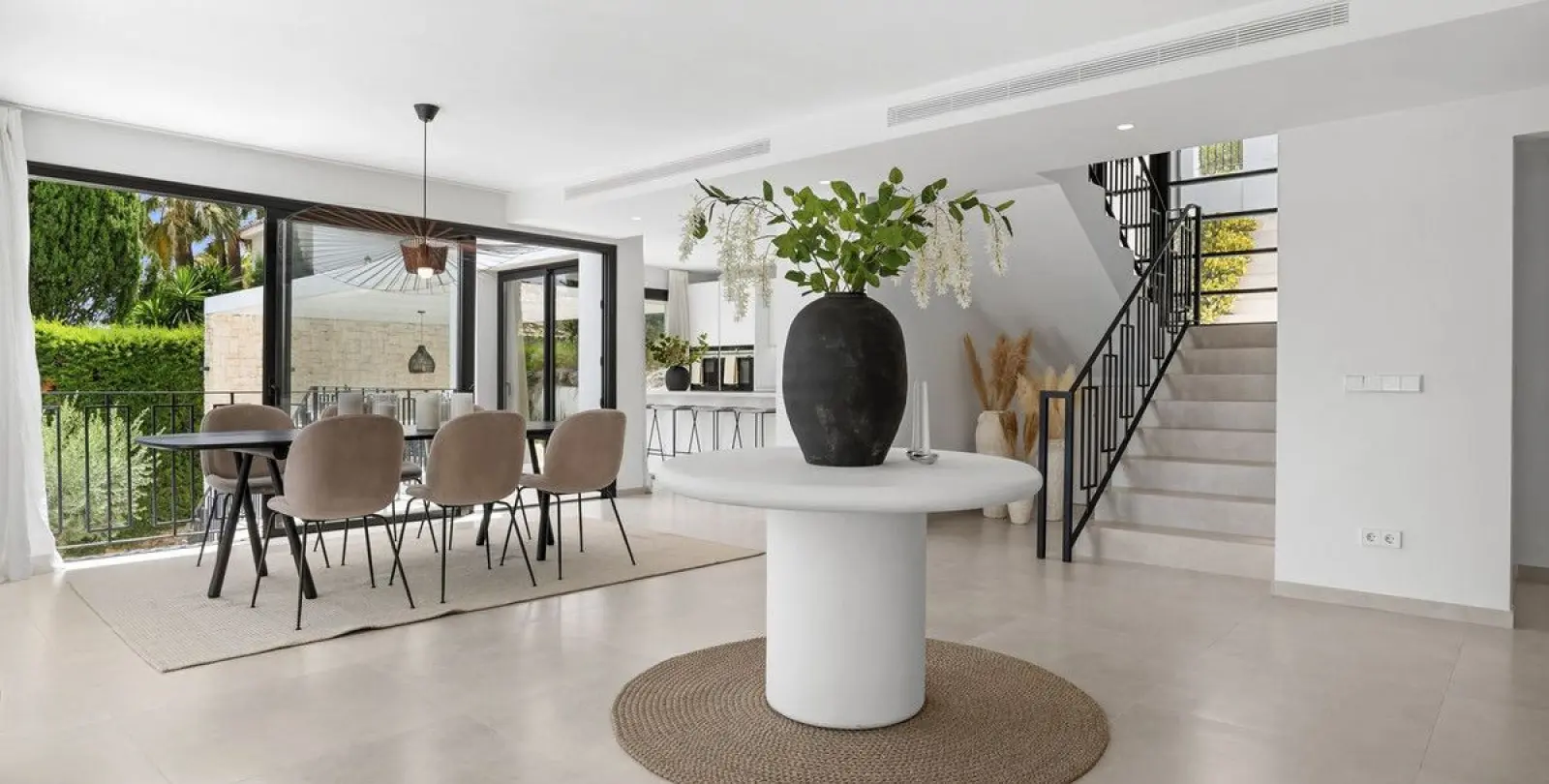 Venta de villa independiente en Nueva Andalucía 32