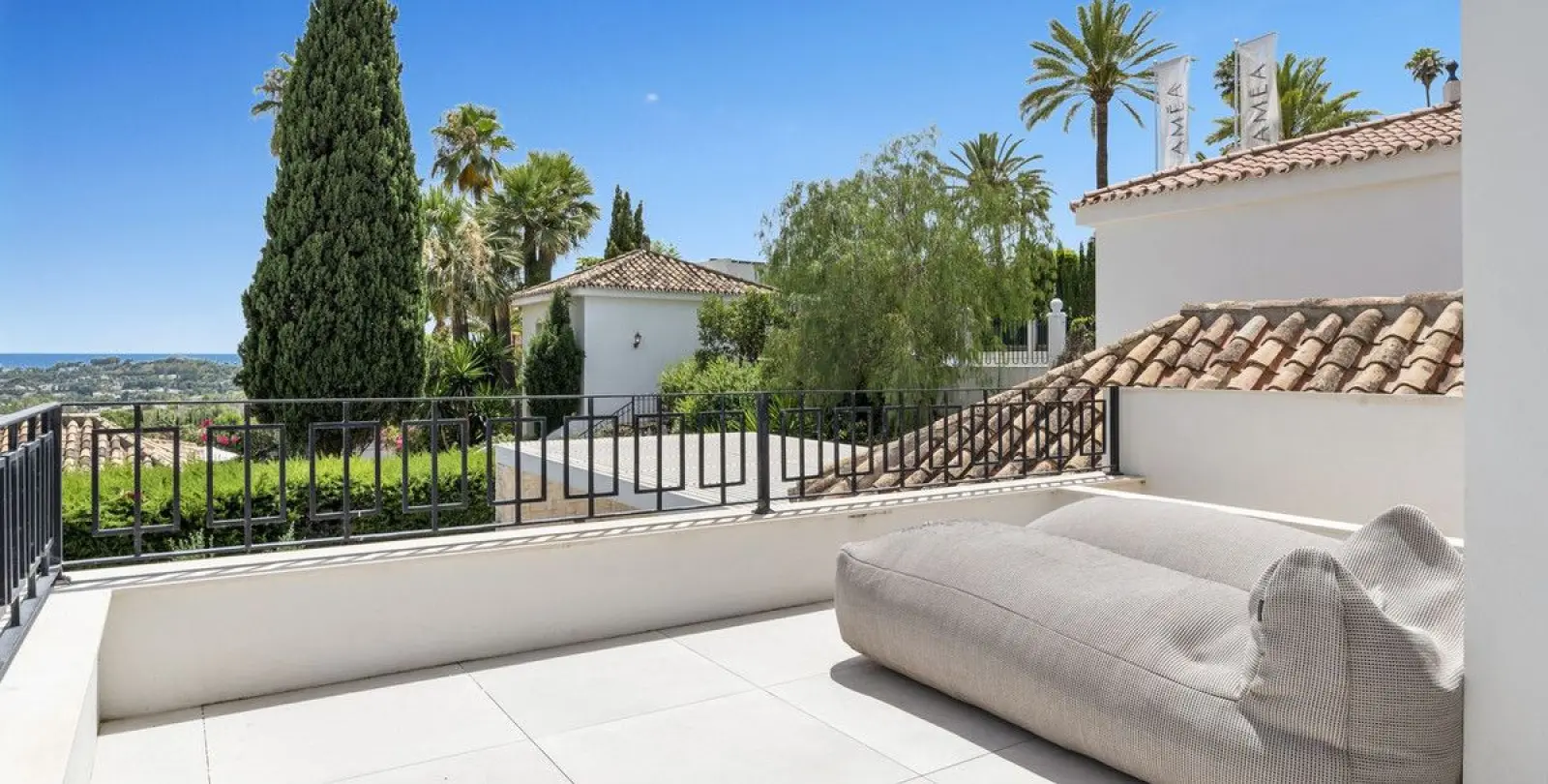 Venta de villa independiente en Nueva Andalucía 48