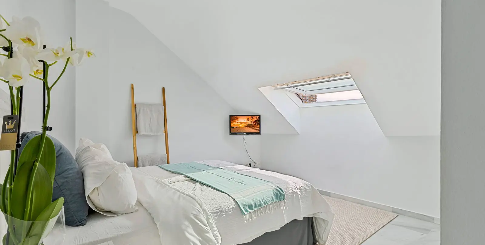 Sale of penthouse in Fuengirola 2