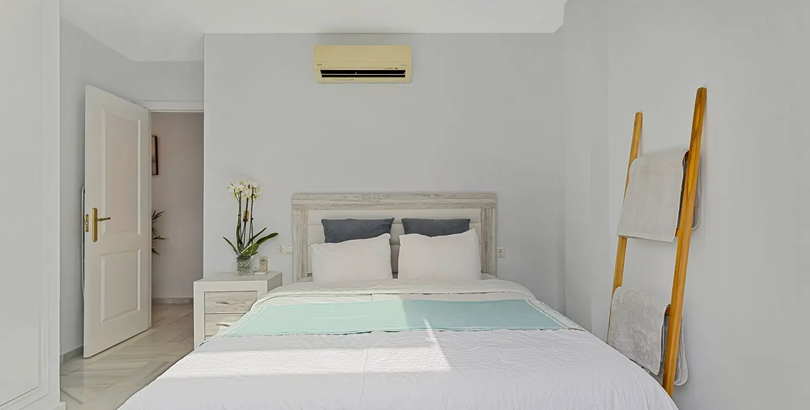 Sale of penthouse in Fuengirola 20
