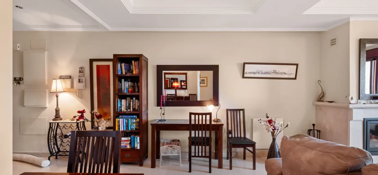 Sale of middle floor apartment in La Mairena 4