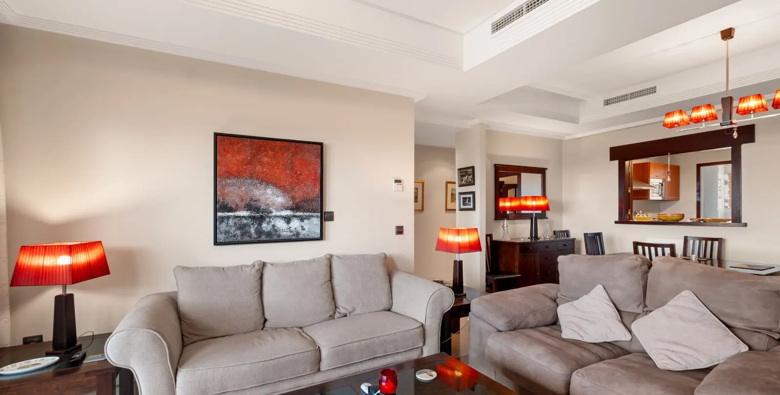 Sale of middle floor apartment in La Mairena 14