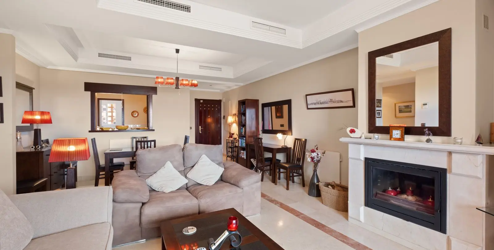 Sale of middle floor apartment in La Mairena 15