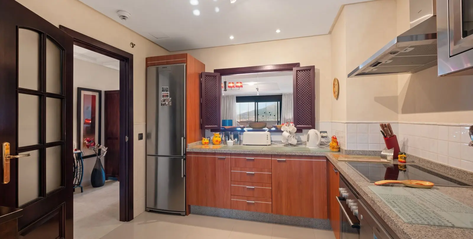 Sale of middle floor apartment in La Mairena 18