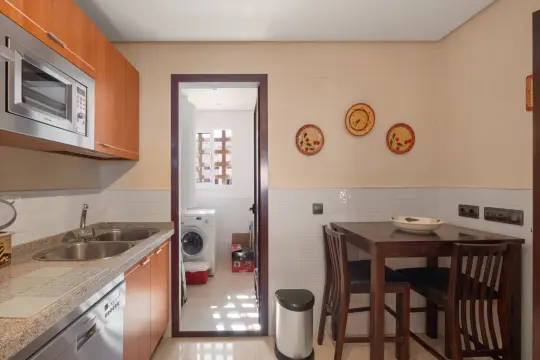 Image 20 thumb