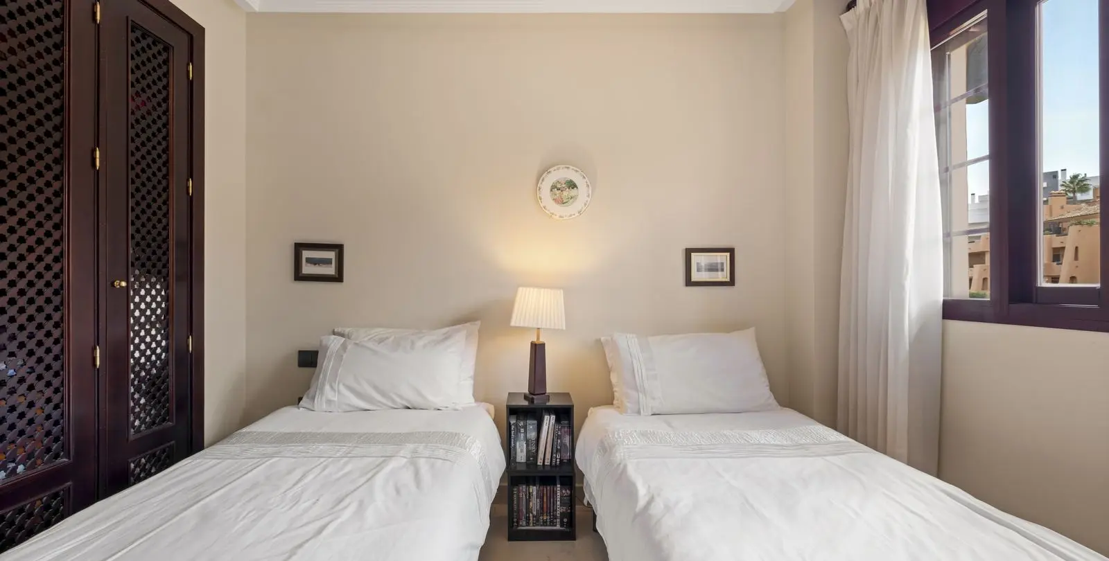 Sale of middle floor apartment in La Mairena 23
