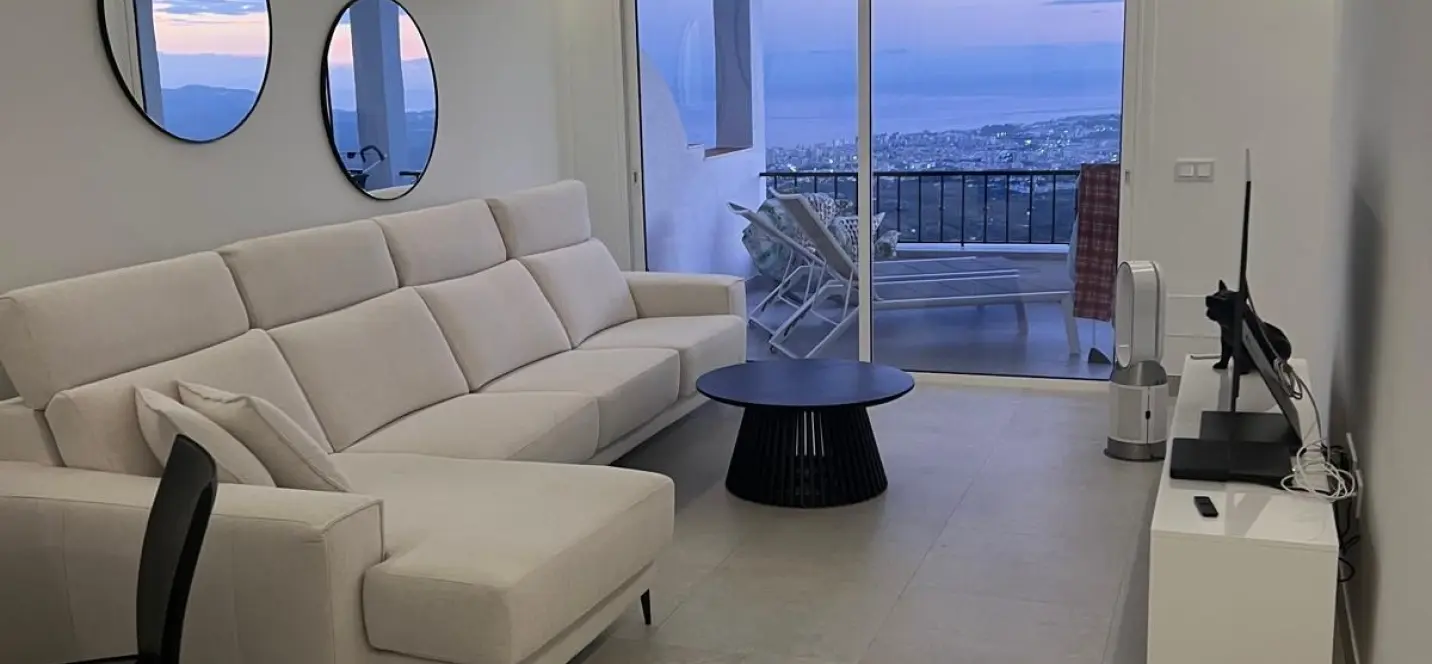 Продажа апартаментов на среднем этаже в Mijas 2