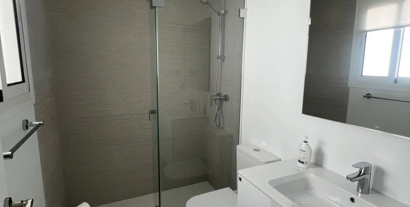 Venta de apartamento en planta media en Mijas 22