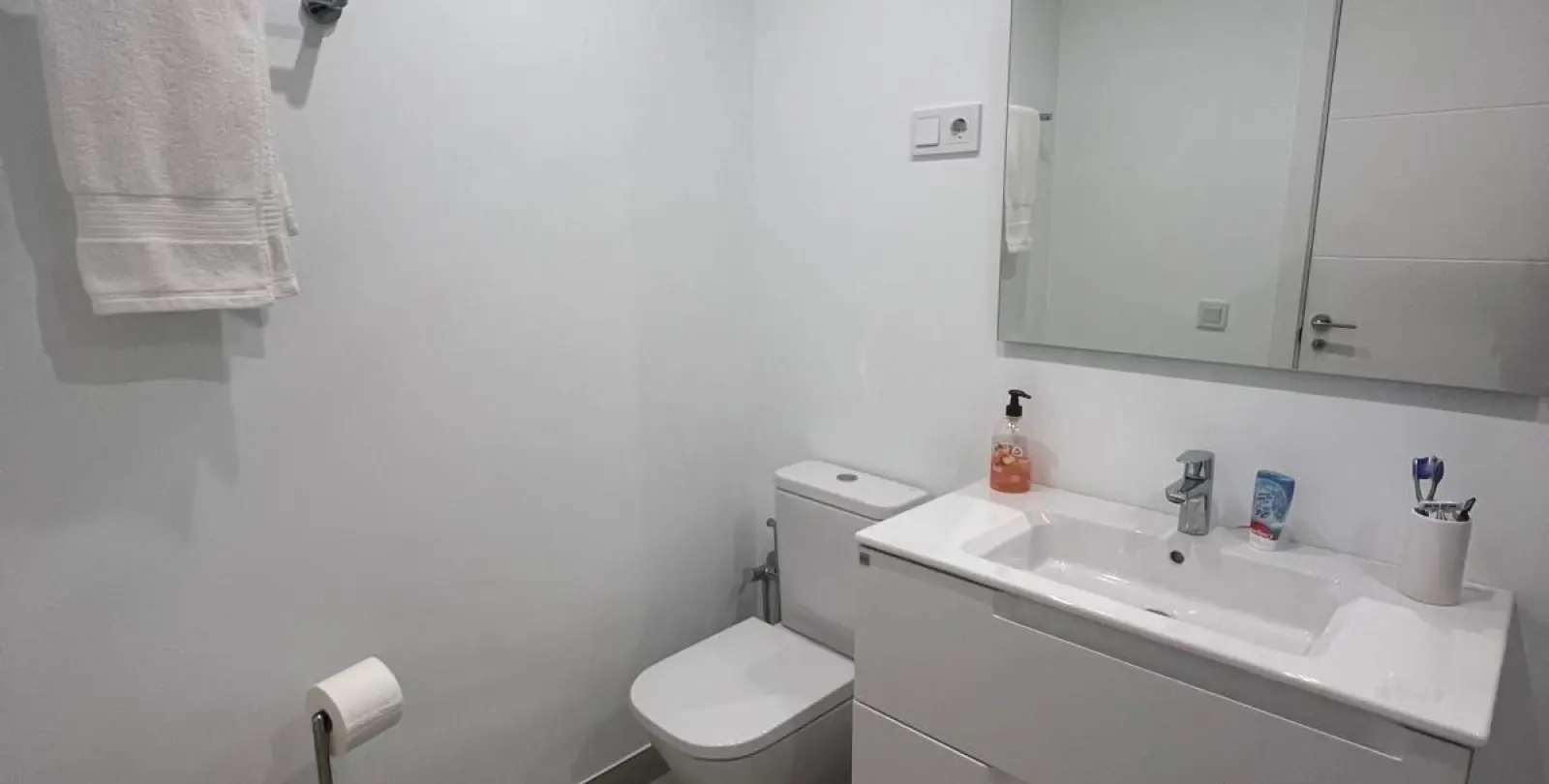 Venta de apartamento en planta media en Mijas 24