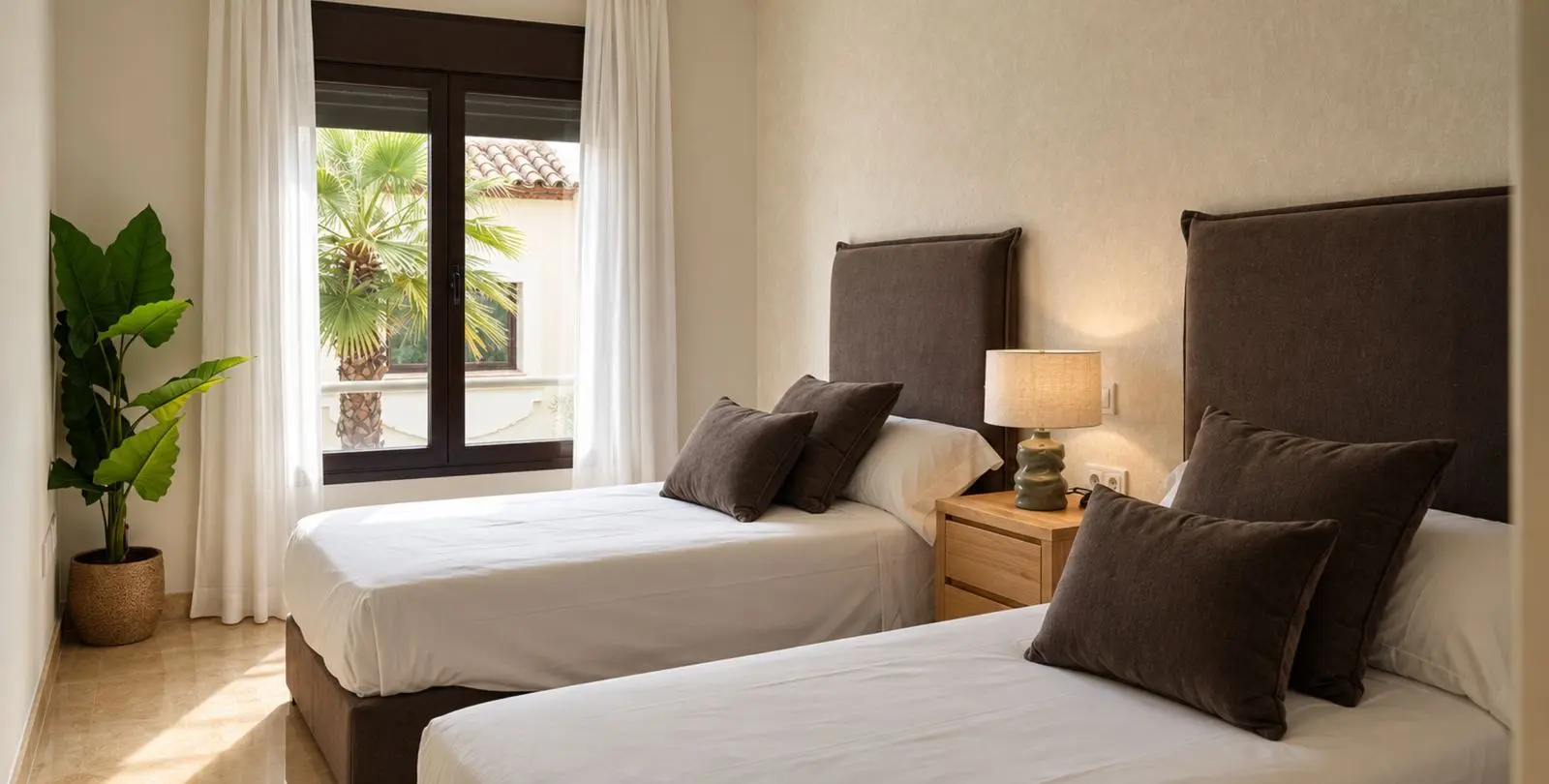 Sale of townhouse in Estepona 22