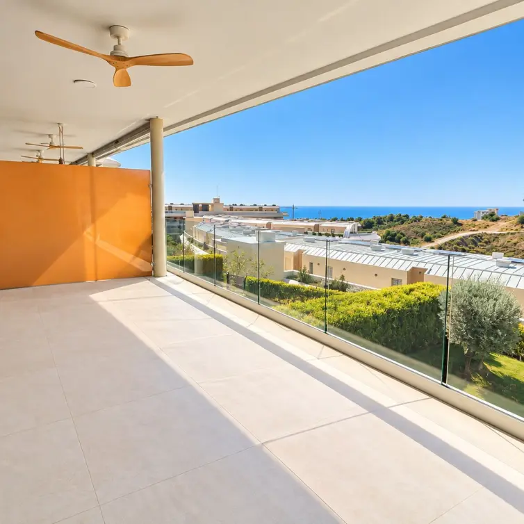 Venta de apartamento en planta media en Fuengirola