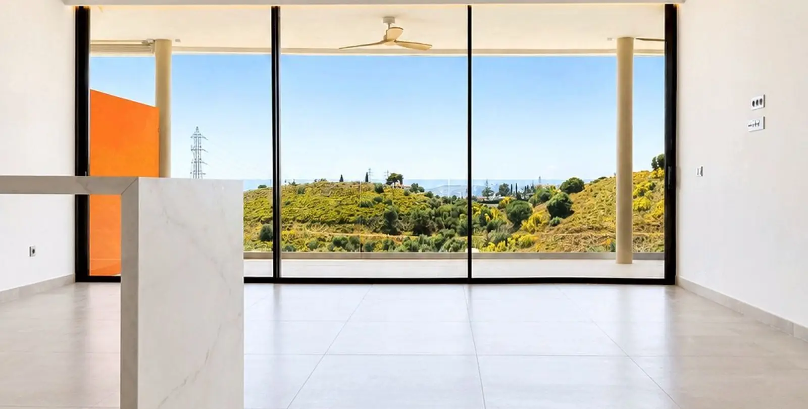 Venta de apartamento en planta media en Fuengirola 4