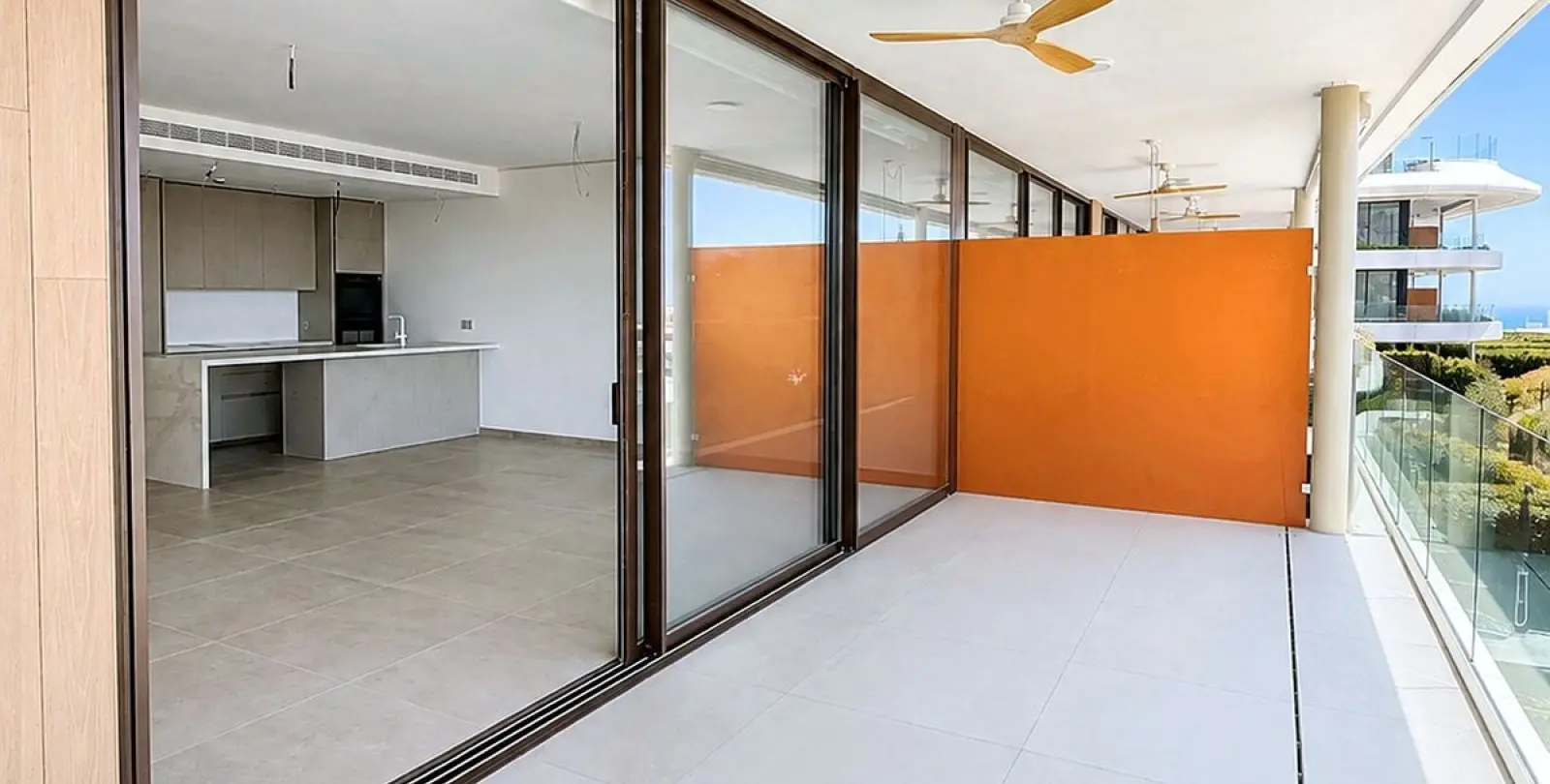 Venta de apartamento en planta media en Fuengirola 11