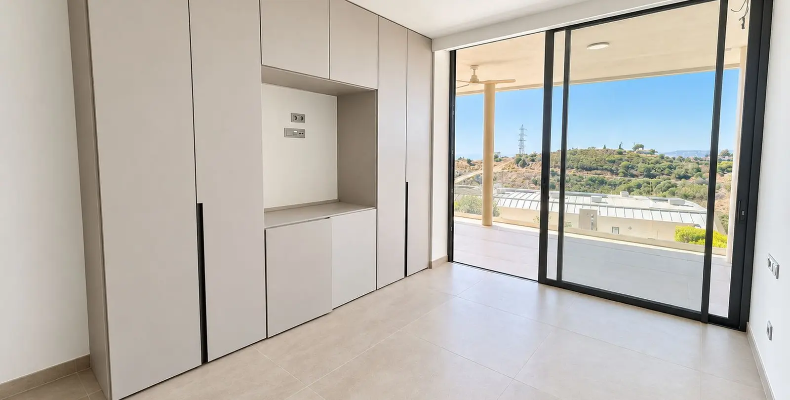 Venta de apartamento en planta media en Fuengirola 13