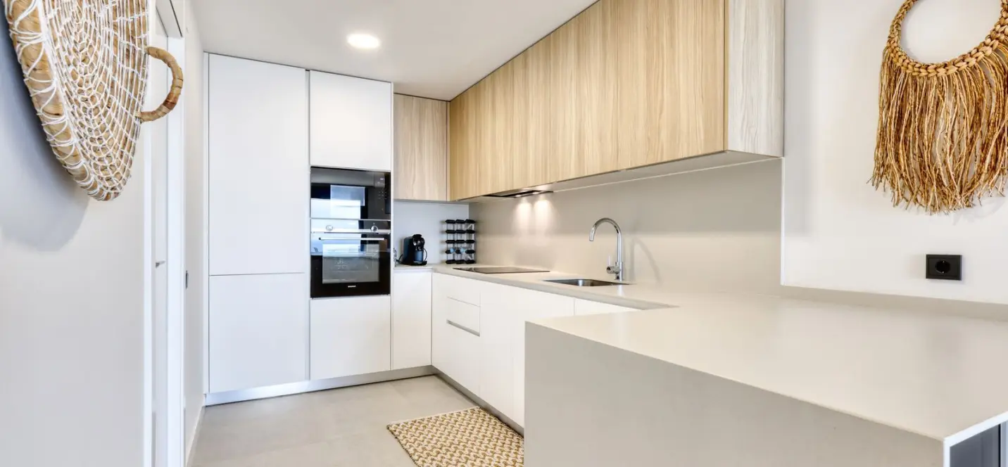 Sale of middle floor apartment in Marbella 4