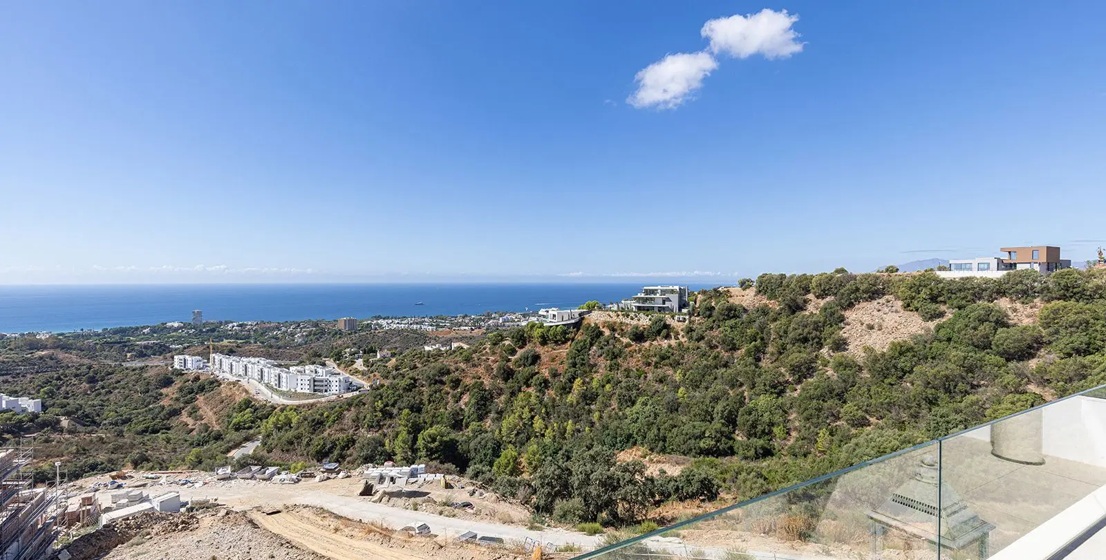 Продажа апартаментов на среднем этаже в Marbella 13