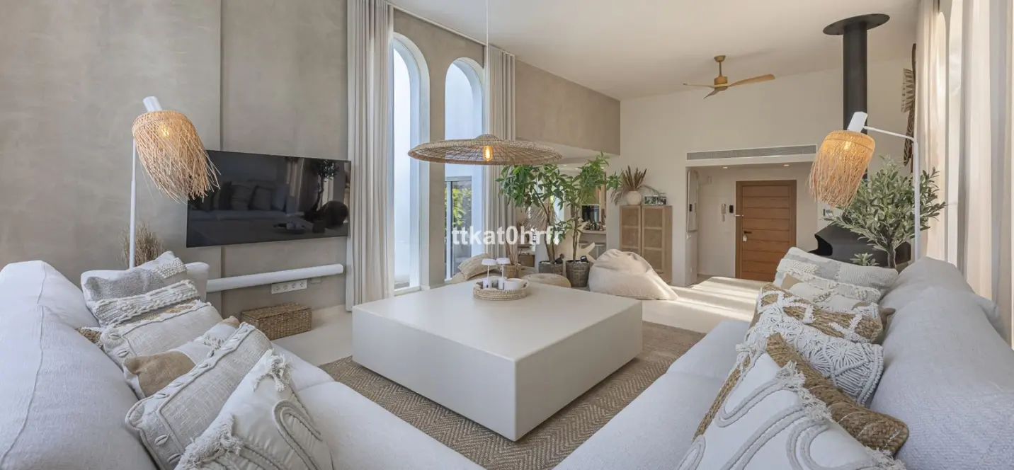 Sale of detached villa in Nueva Andalucía 2
