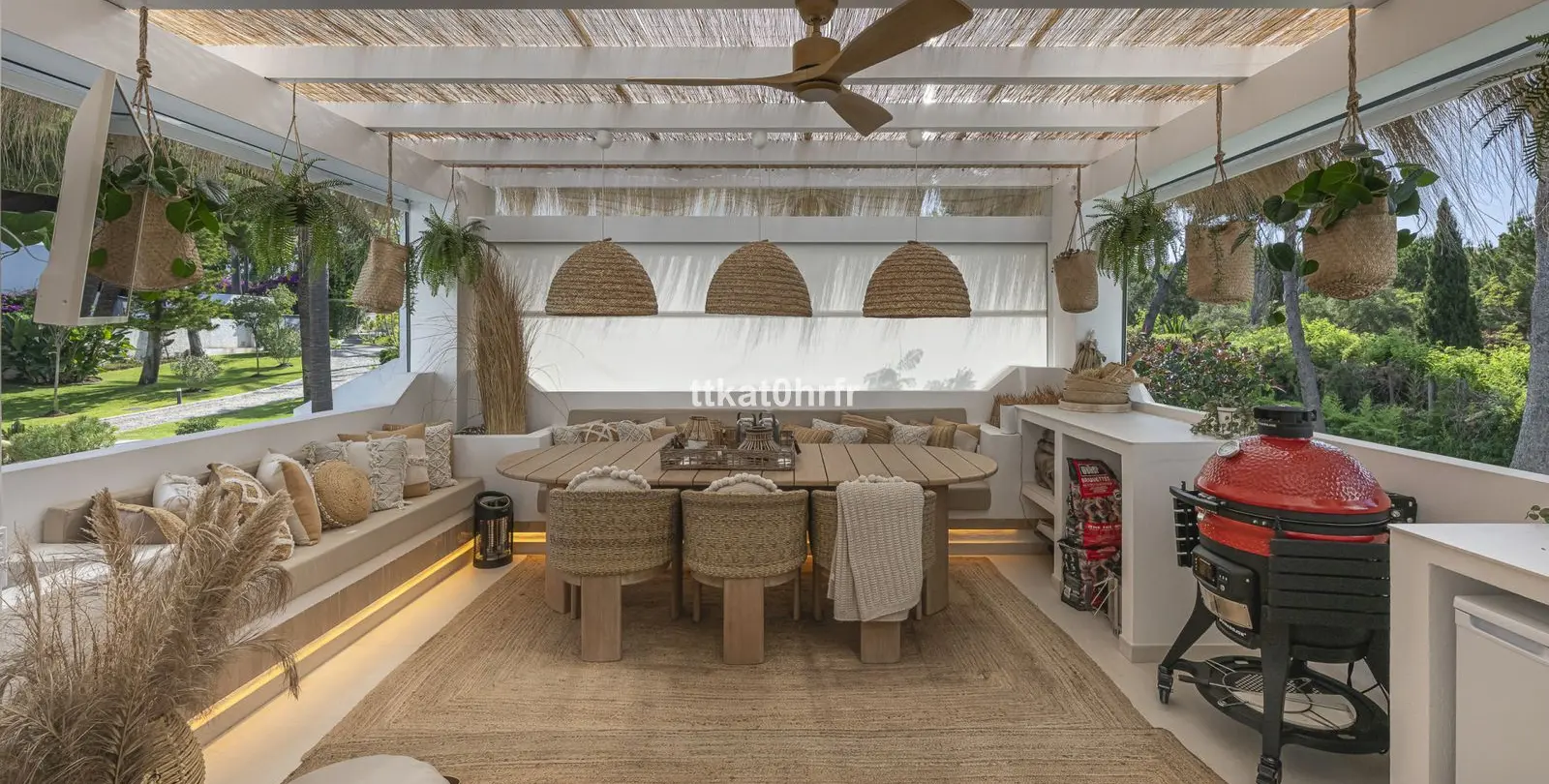 Sale of detached villa in Nueva Andalucía 8