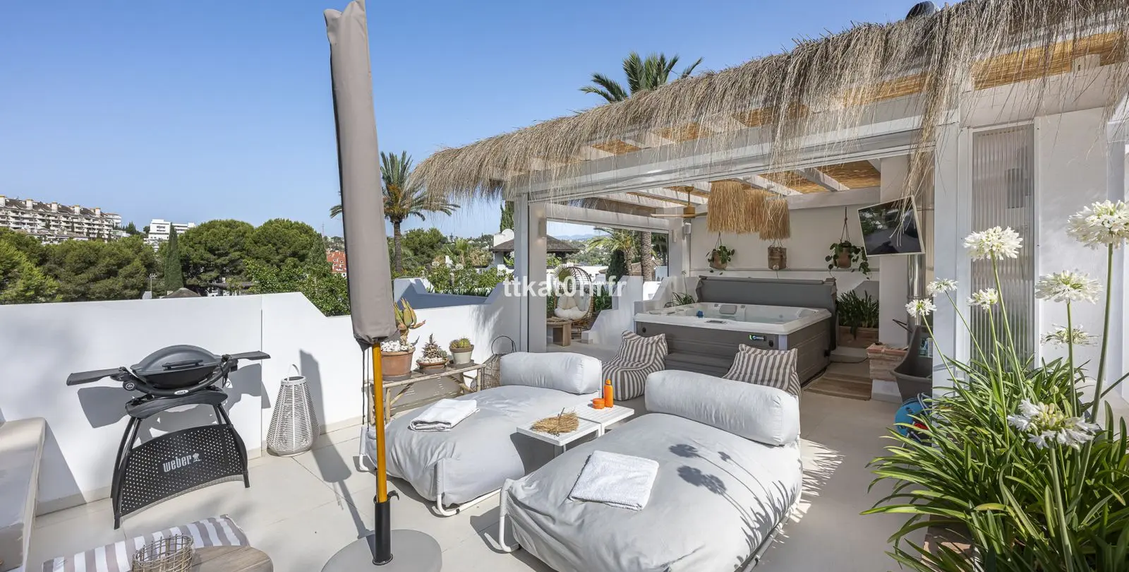Sale of detached villa in Nueva Andalucía 10