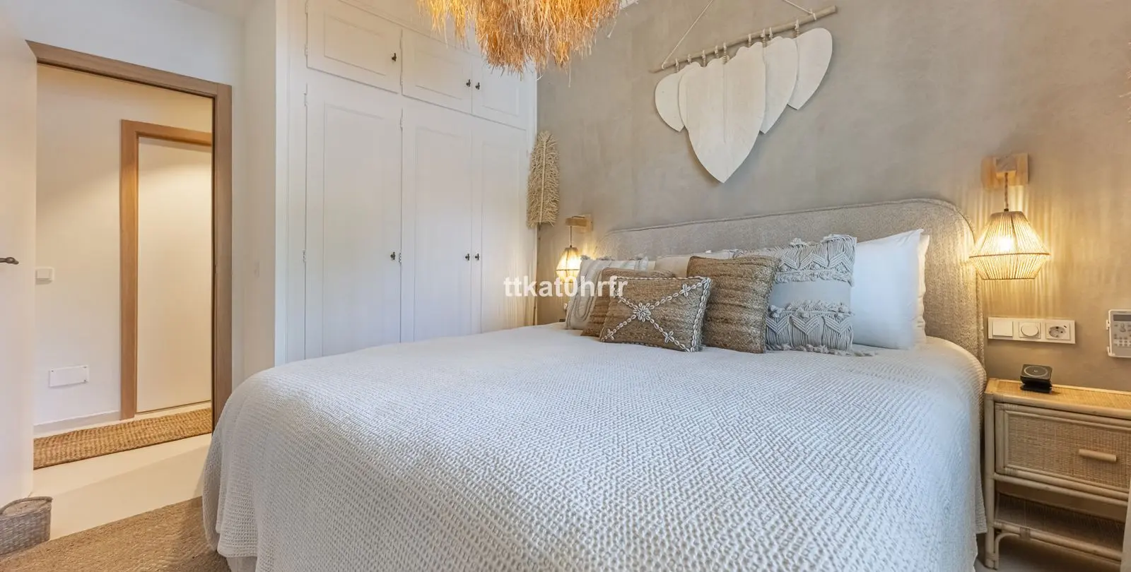 Sale of detached villa in Nueva Andalucía 18
