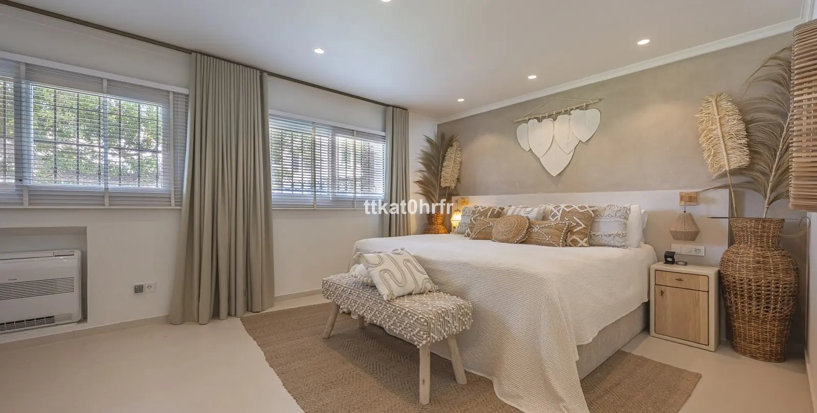 Sale of detached villa in Nueva Andalucía 24