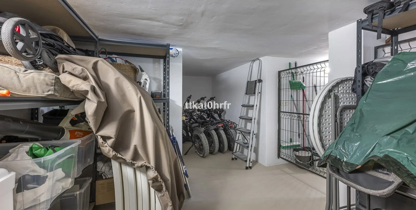 Sale of detached villa in Nueva Andalucía 37
