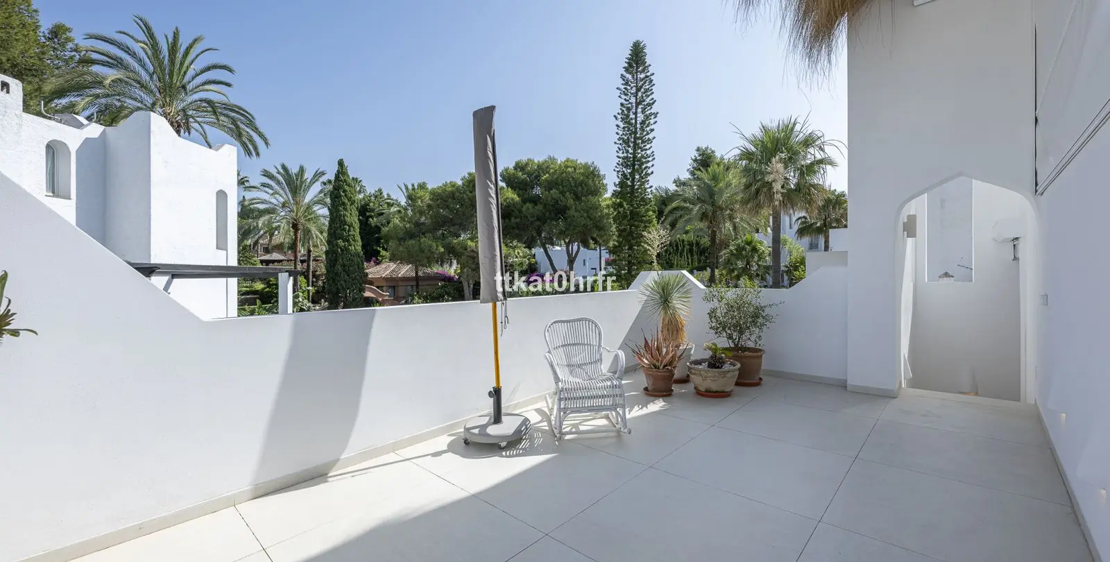 Sale of detached villa in Nueva Andalucía 47