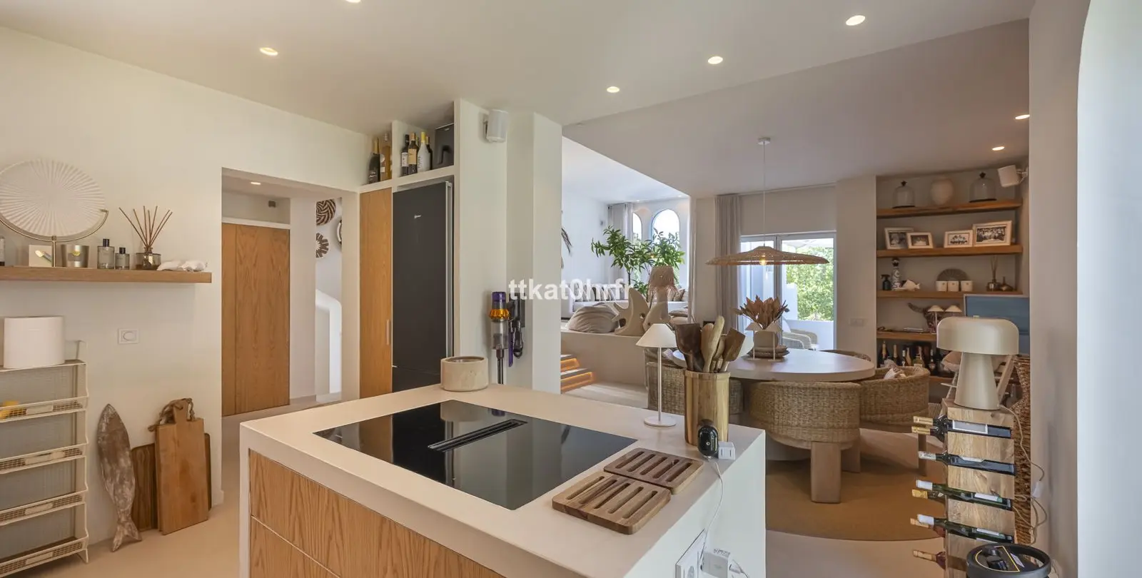 Sale of detached villa in Nueva Andalucía 65