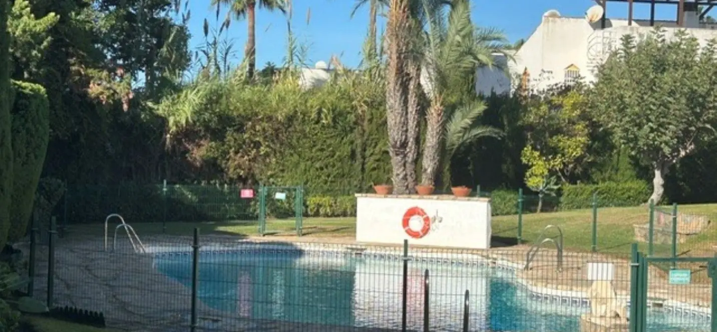 Sale of ground floor apartment in Atalaya 1