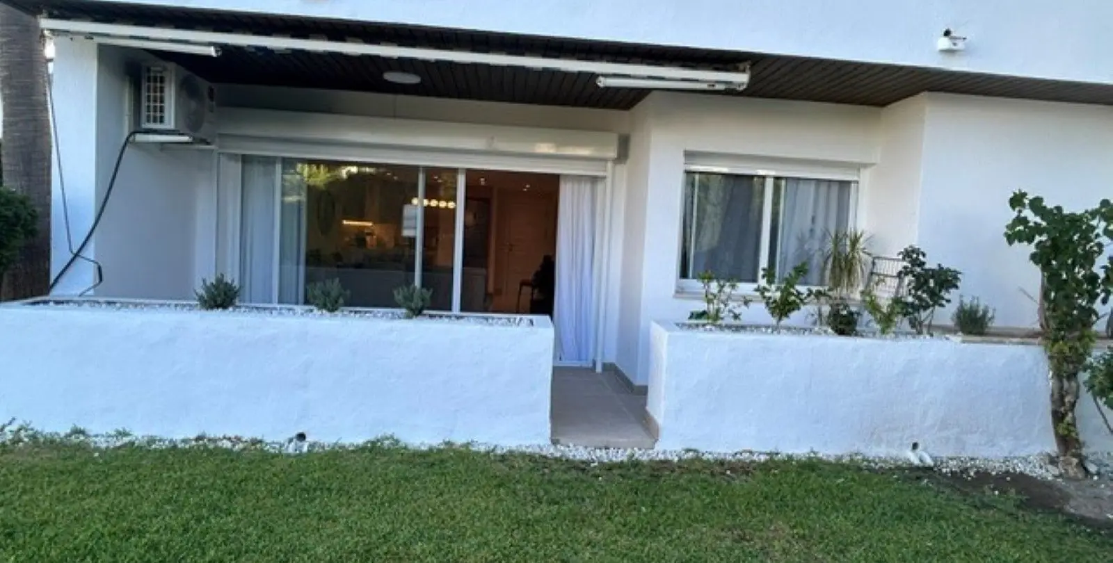 Sale of ground floor apartment in Atalaya 6