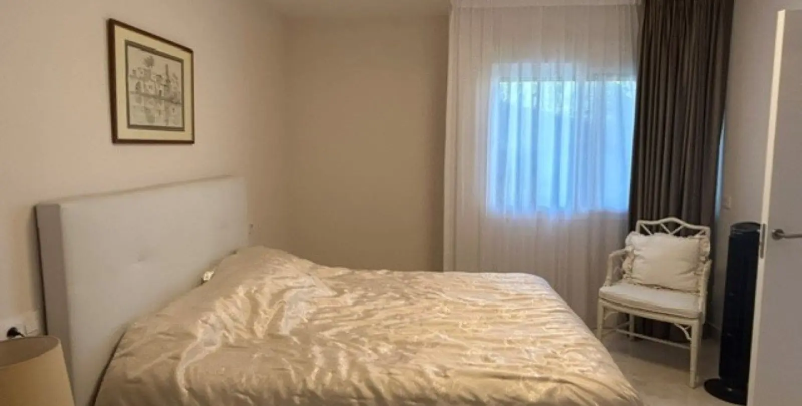 Sale of ground floor apartment in Atalaya 9