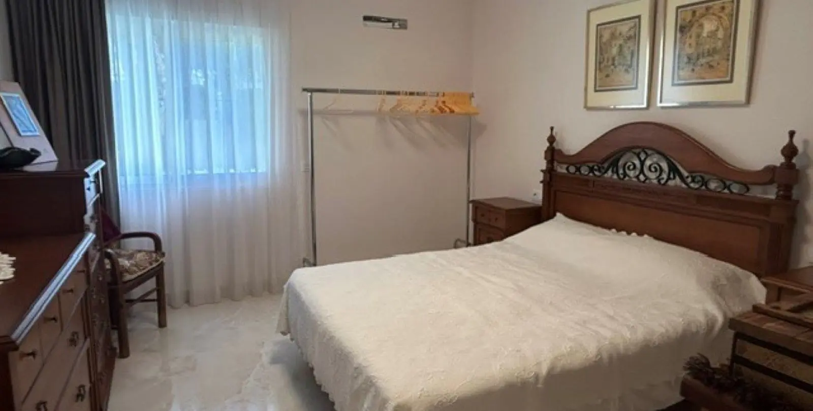 Sale of ground floor apartment in Atalaya 12
