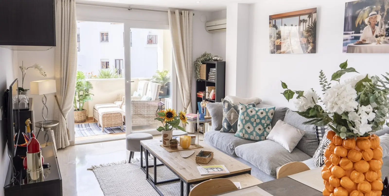 Venta de apartamento en planta media en Estepona 4