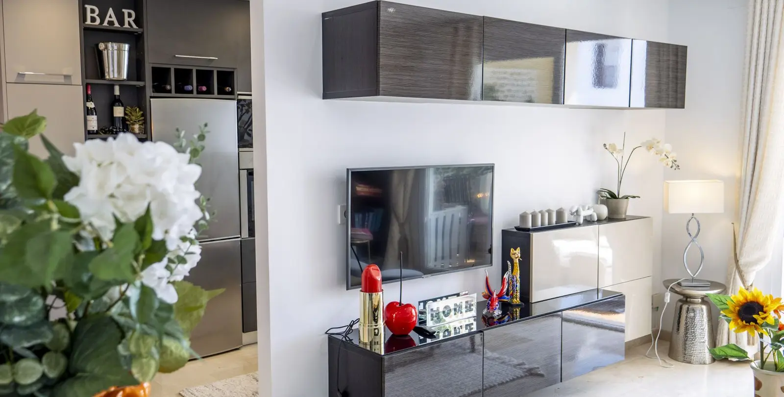 Venta de apartamento en planta media en Estepona 7