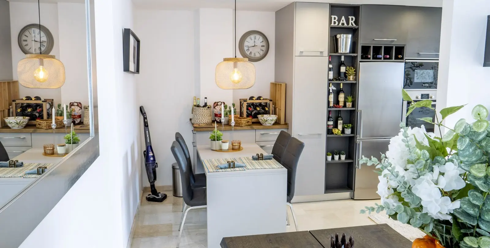 Venta de apartamento en planta media en Estepona 11