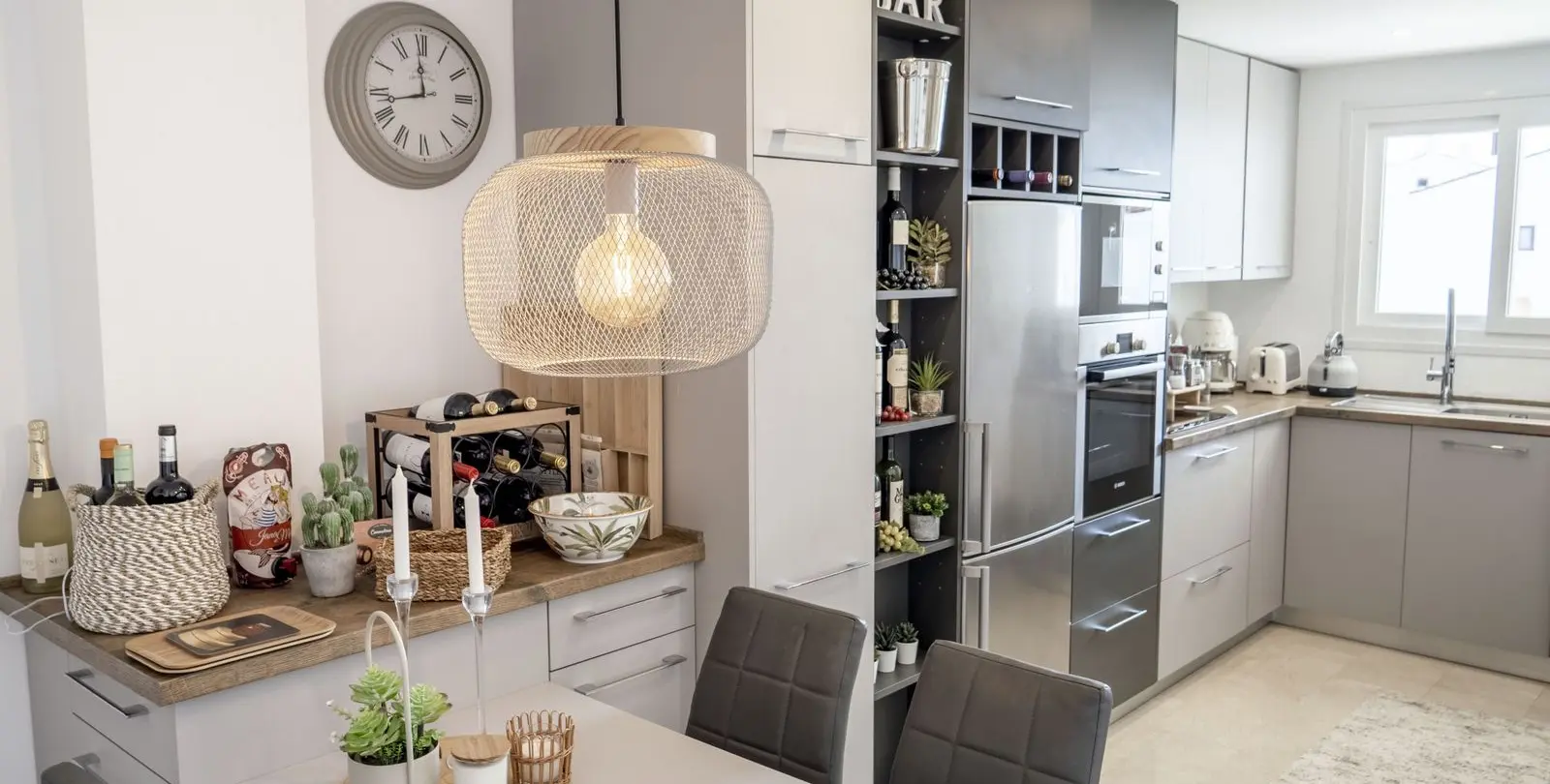 Venta de apartamento en planta media en Estepona 13