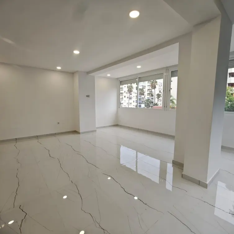 Sale of middle floor apartment in Marbella