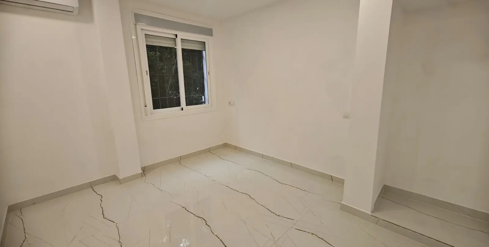 Sale of middle floor apartment in Marbella 6