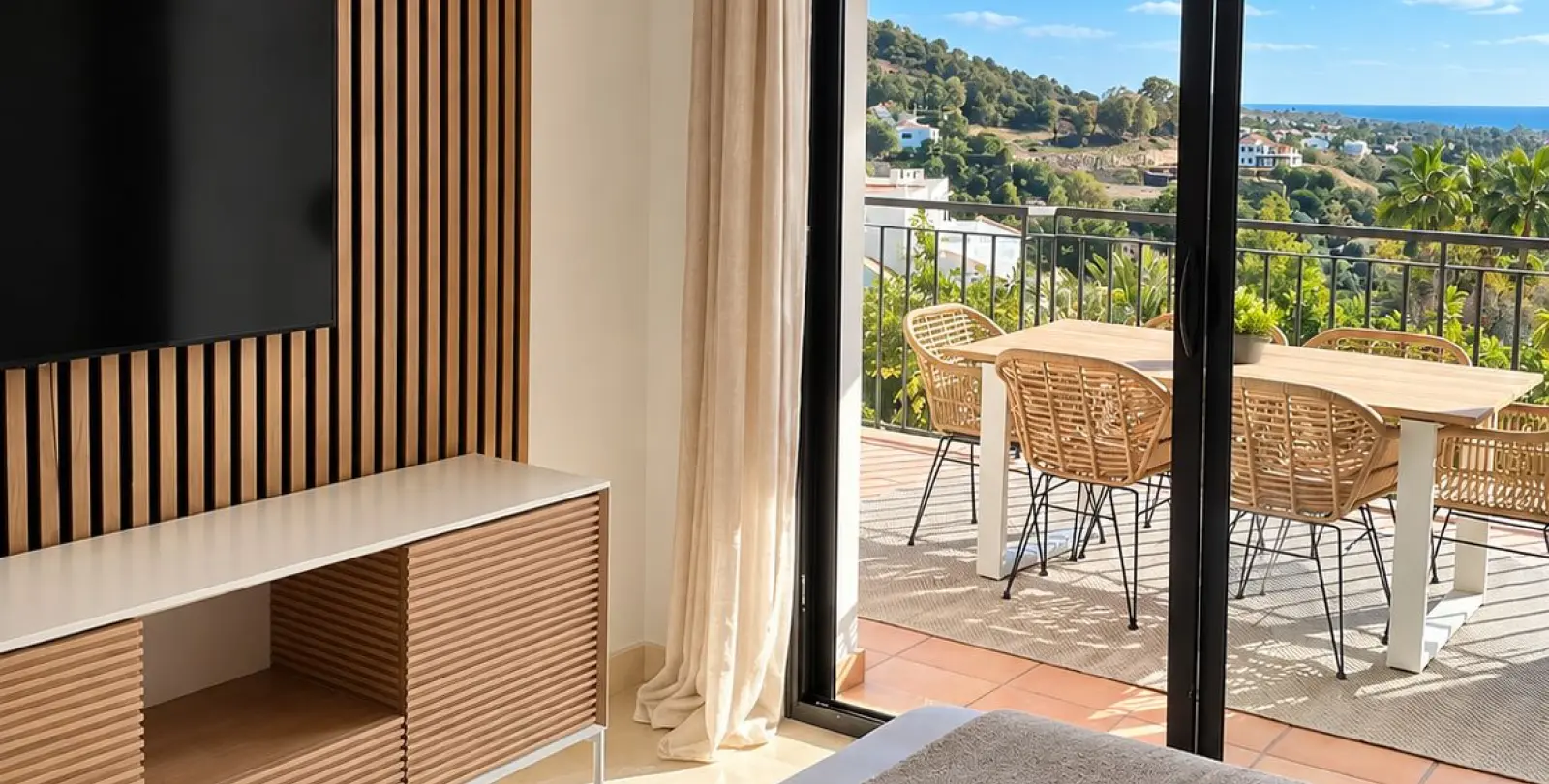Sale of middle floor apartment in La Quinta 11