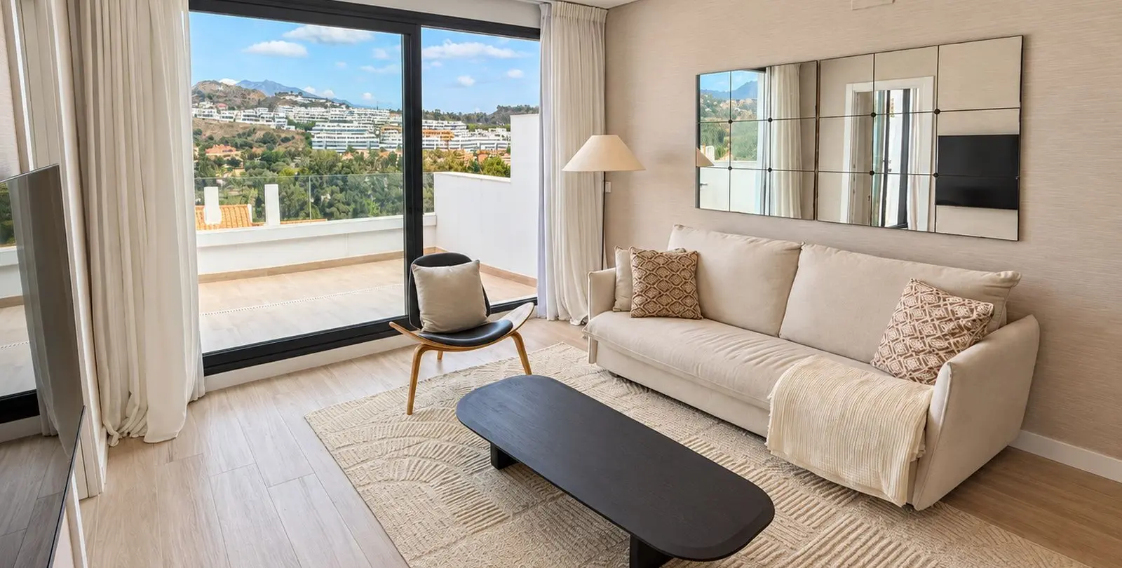 Sale of ground floor apartment in La Cala de Mijas 3