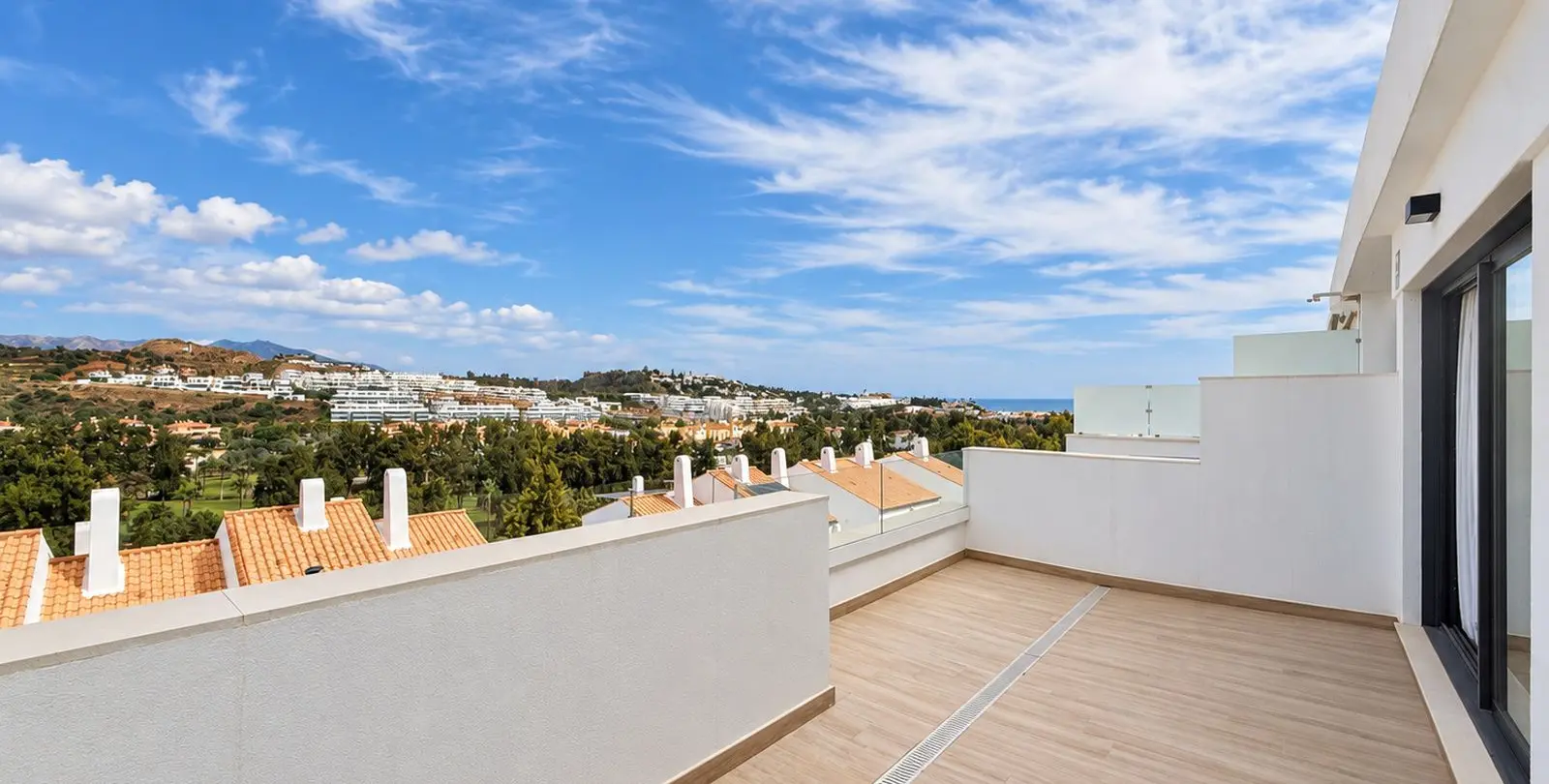 Sale of ground floor apartment in La Cala de Mijas 12