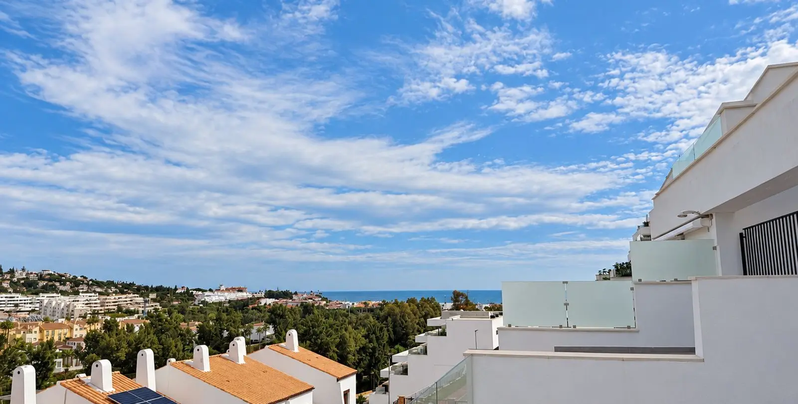 Sale of ground floor apartment in La Cala de Mijas 13