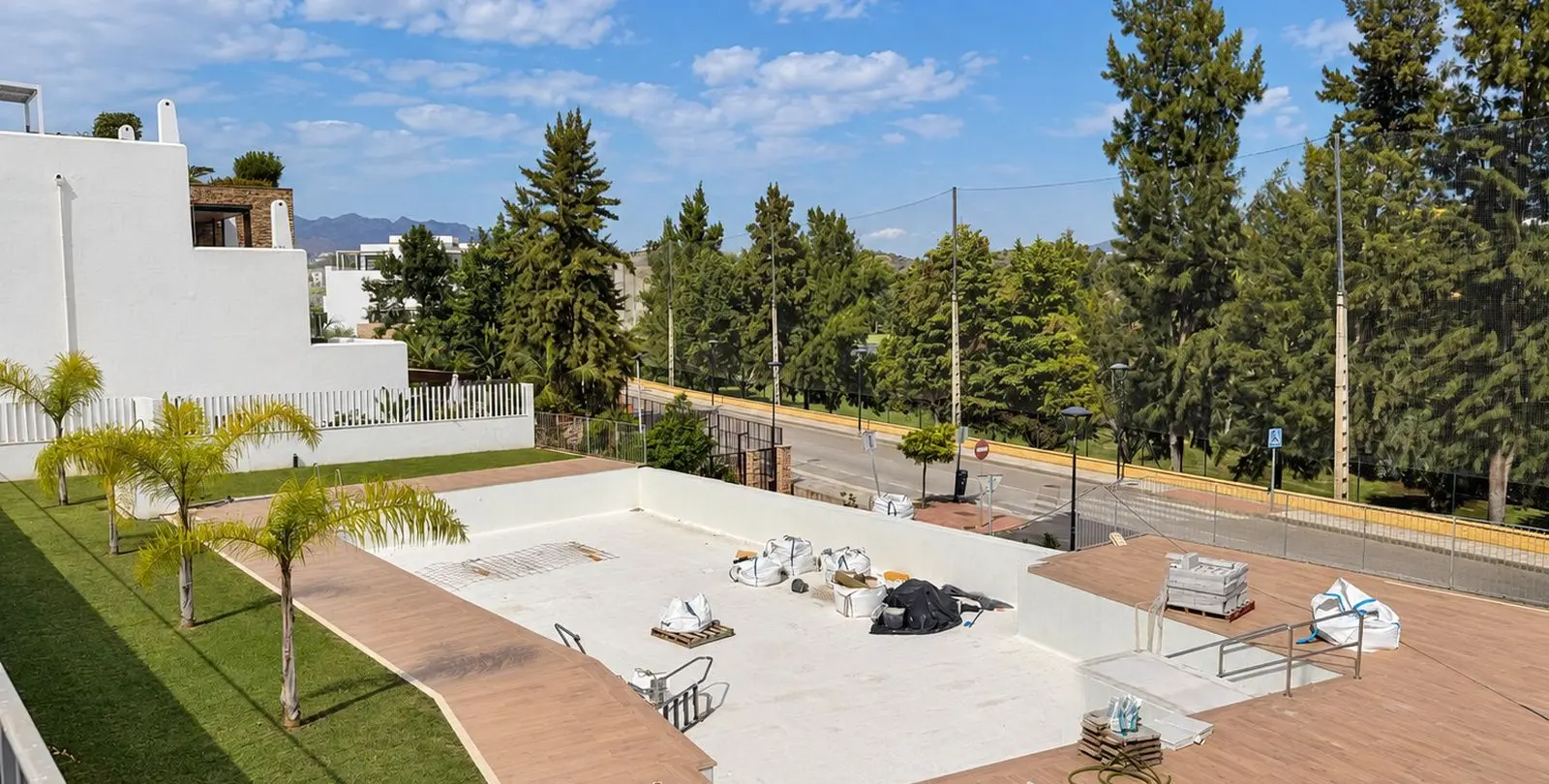 Sale of ground floor apartment in La Cala de Mijas 16